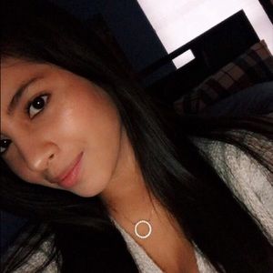 Meet your Posher, Zuleyma